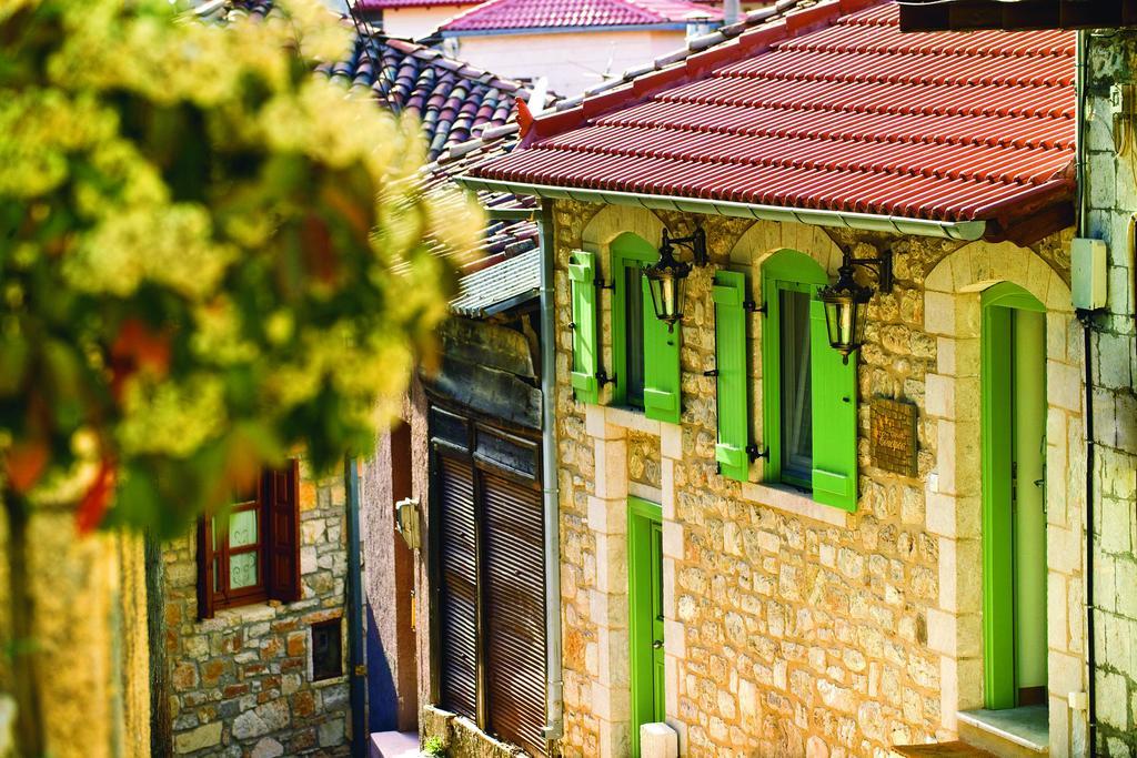 Enastron Guesthouse Dimitsana Exterior foto